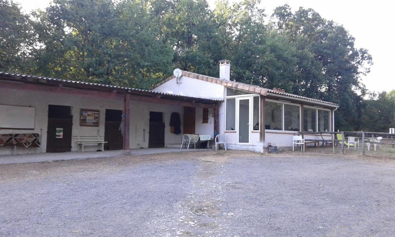 Ferme Equestre Des Abrons Villa Pailloles Eksteriør billede